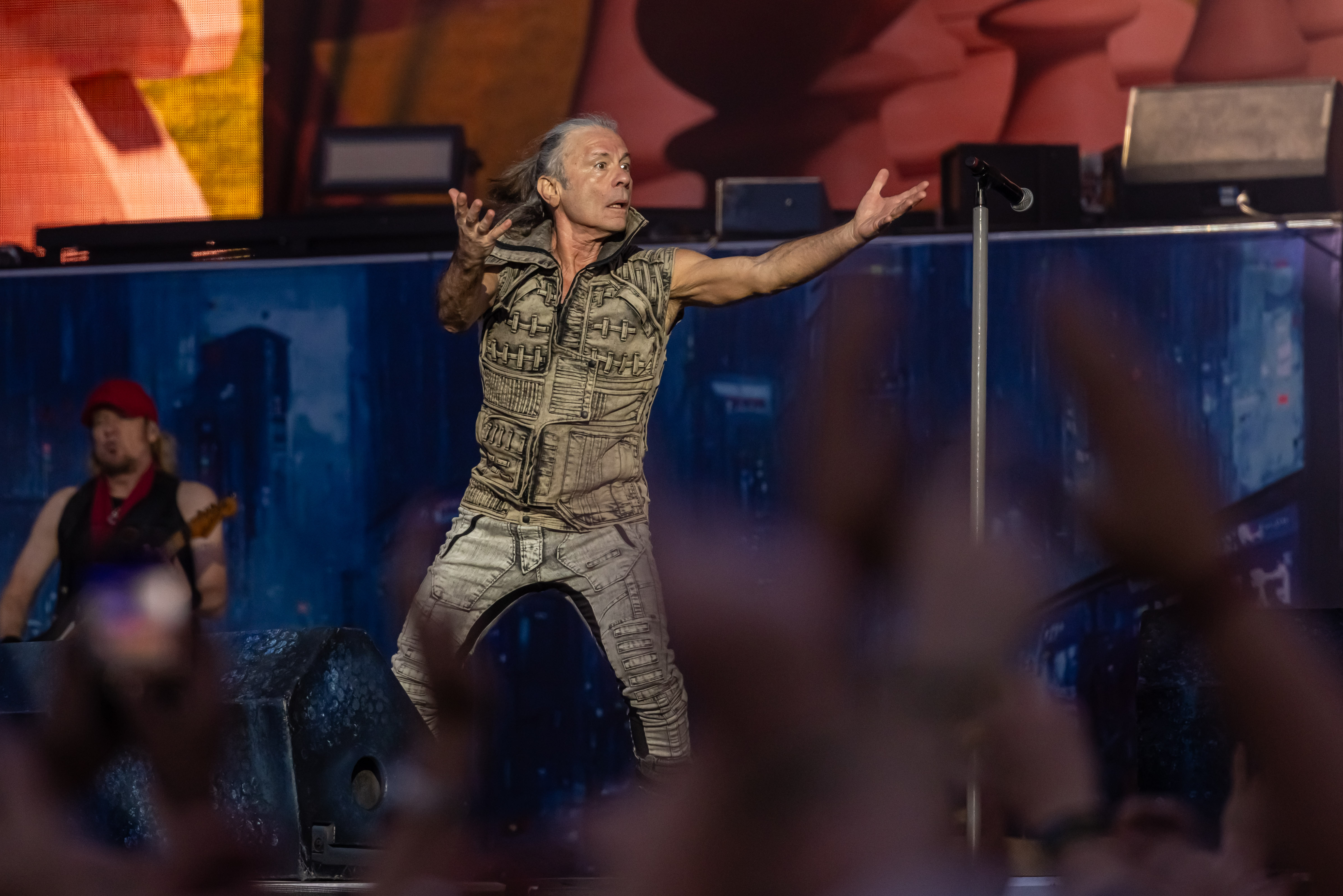 Bruce Dickinson